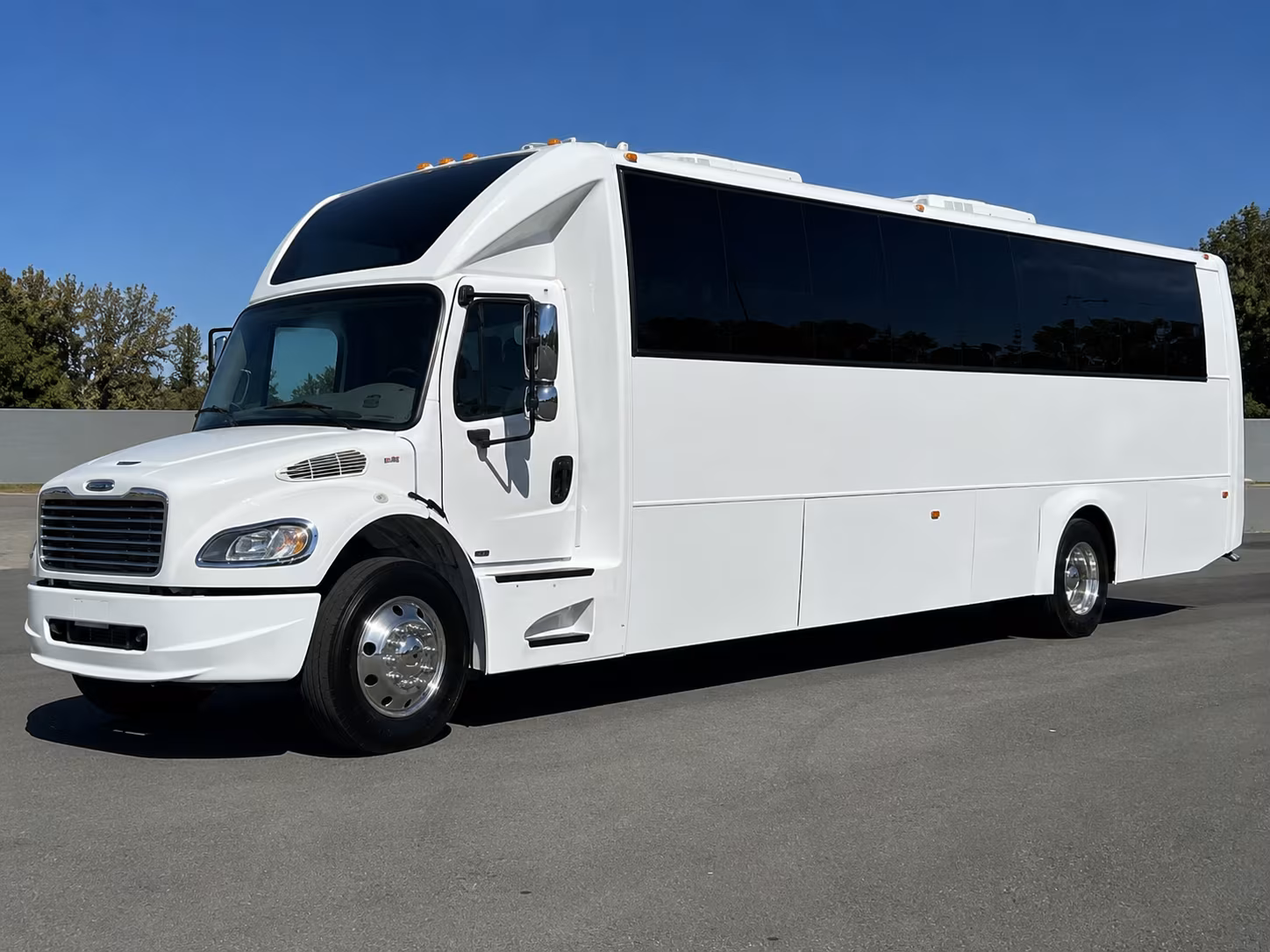 layton party bus